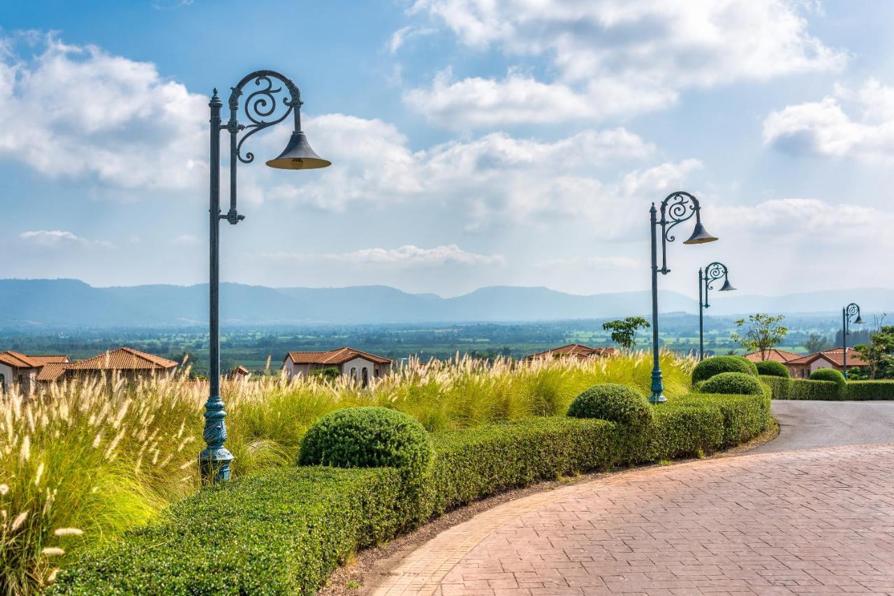 Mövenpick Resort Khao Yai Ban Wang Sai Exteriör bild